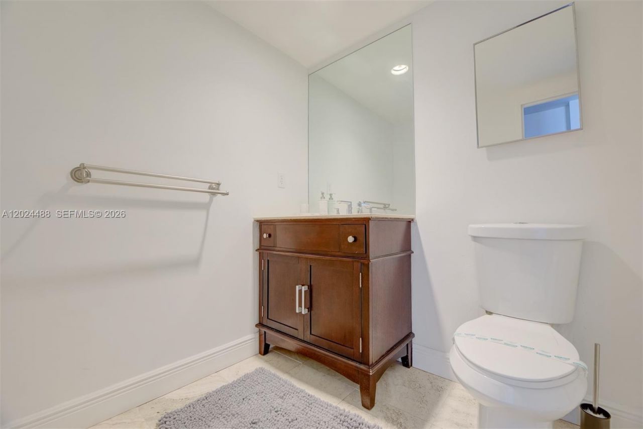 3801 S Ocean Drive , Unit 5L, Hollywood, FL 33019 Photo