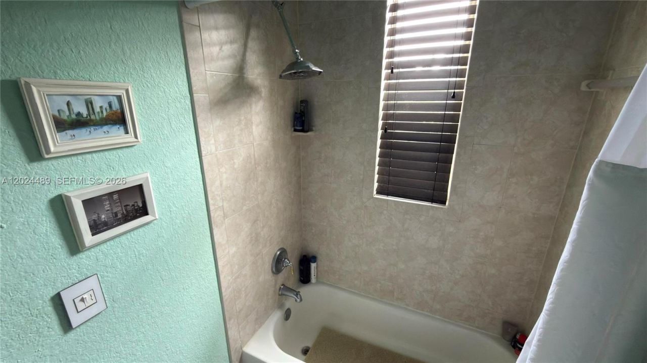 401 NE 16th Ave , Unit 2, Fort Lauderdale, FL 33301 Photo