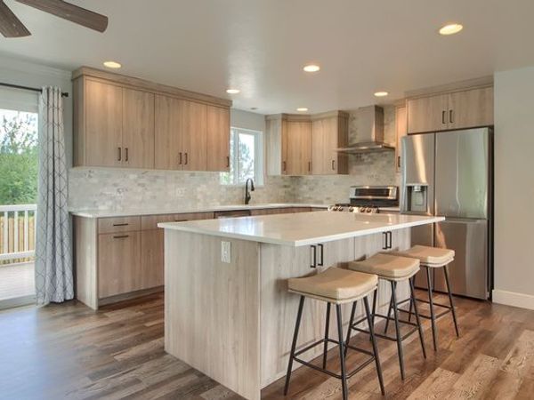 154 E 650 S, Farmington, UT 84025