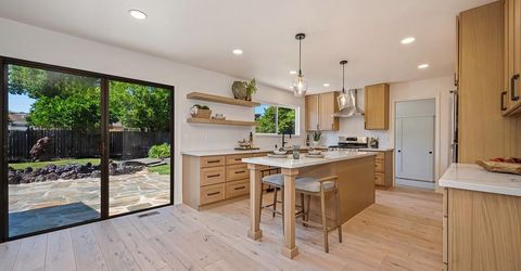 945 Trestle Glen Way, Sacramento, CA 95831 Photo