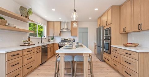 945 Trestle Glen Way, Sacramento, CA 95831 Photo