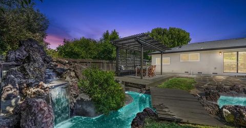 945 Trestle Glen Way, Sacramento, CA 95831 Photo