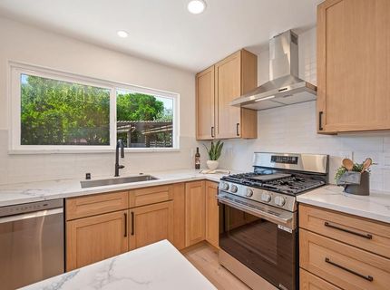 945 Trestle Glen Way, Sacramento, CA 95831 Photo