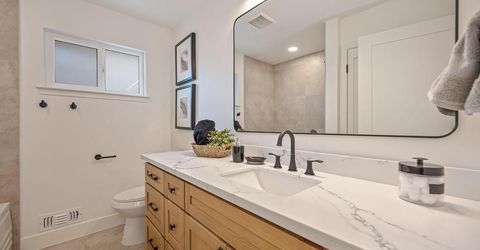 945 Trestle Glen Way, Sacramento, CA 95831 Photo