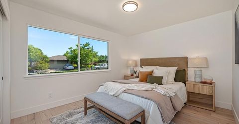 945 Trestle Glen Way, Sacramento, CA 95831 Photo