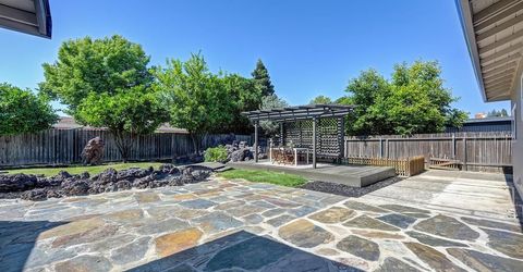 945 Trestle Glen Way, Sacramento, CA 95831 Photo