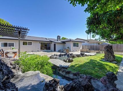 945 Trestle Glen Way, Sacramento, CA 95831 Photo