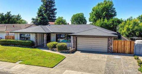 945 Trestle Glen Way, Sacramento, CA 95831 Photo