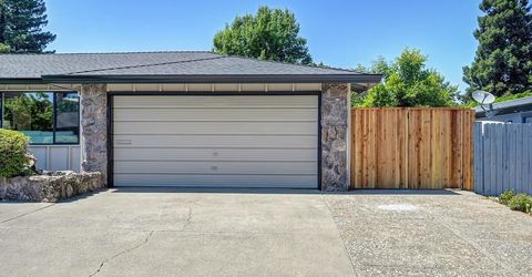 945 Trestle Glen Way, Sacramento, CA 95831 Photo