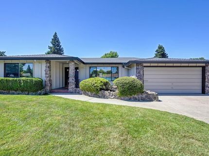 945 Trestle Glen Way, Sacramento, CA 95831 Photo