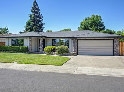 945 Trestle Glen Way, Sacramento, CA 95831 Photo