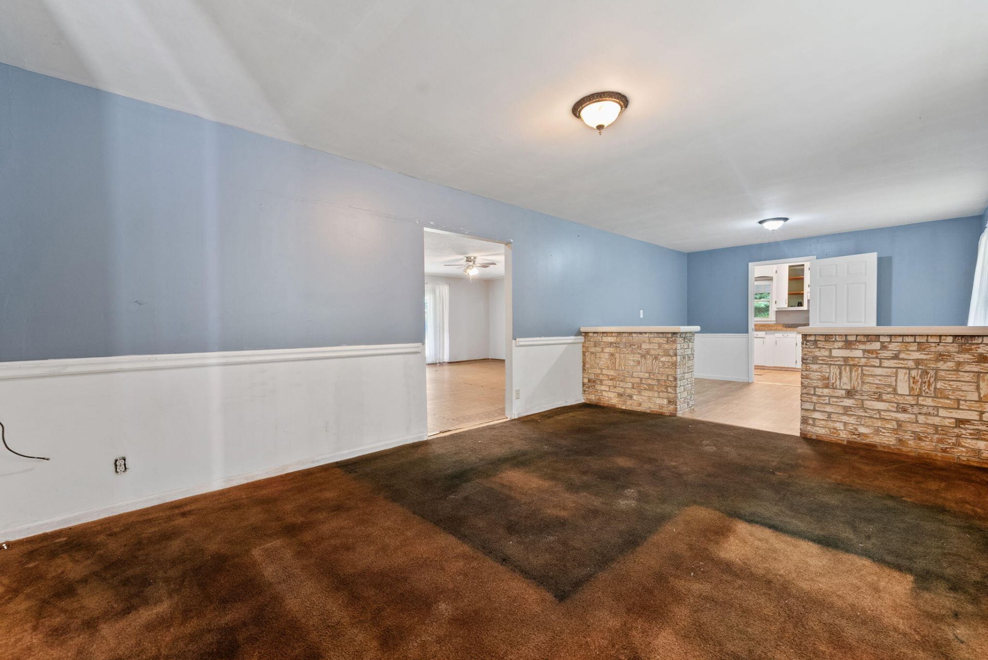1147 Walter Road Photo 14