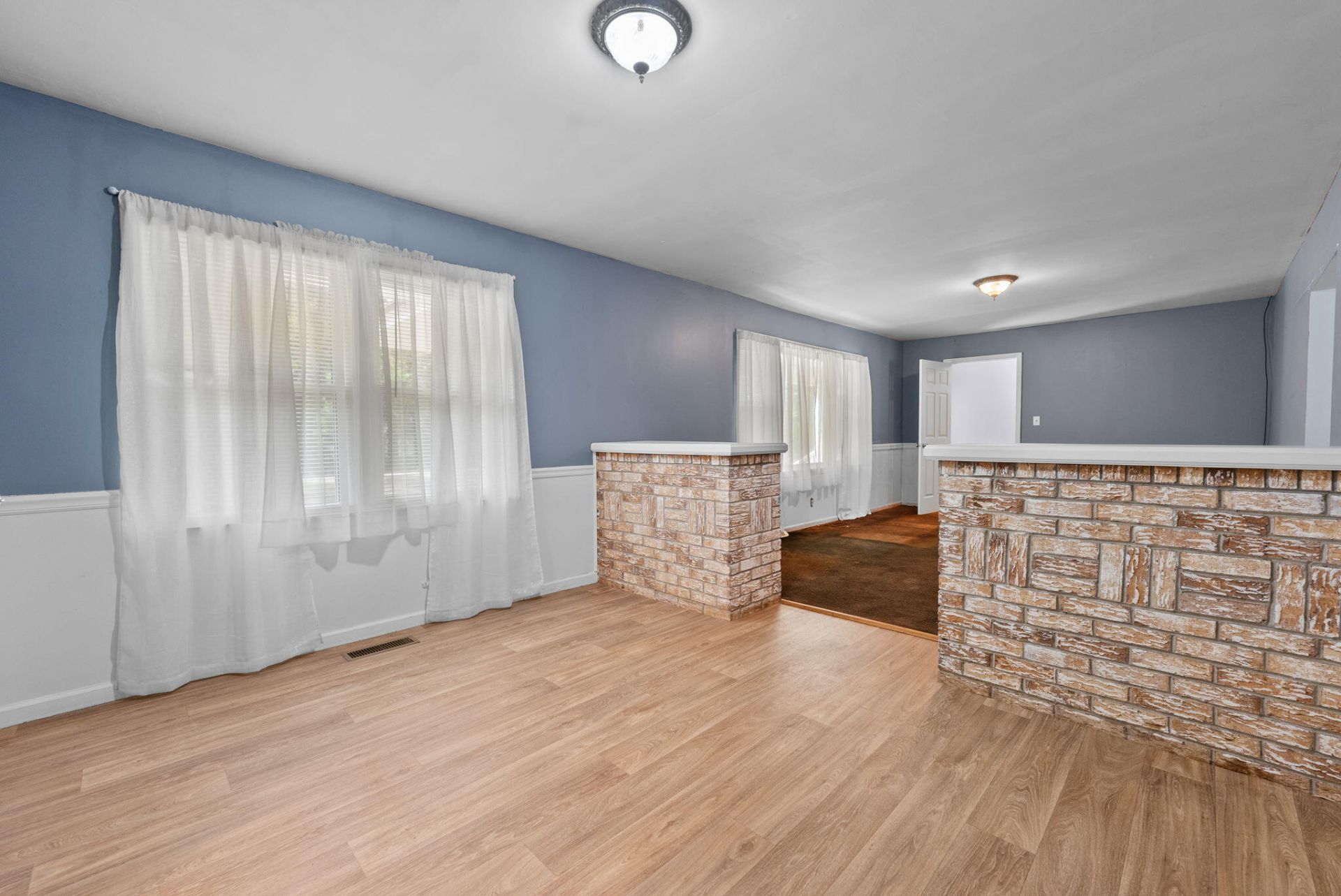 1147 Walter Road Photo 16