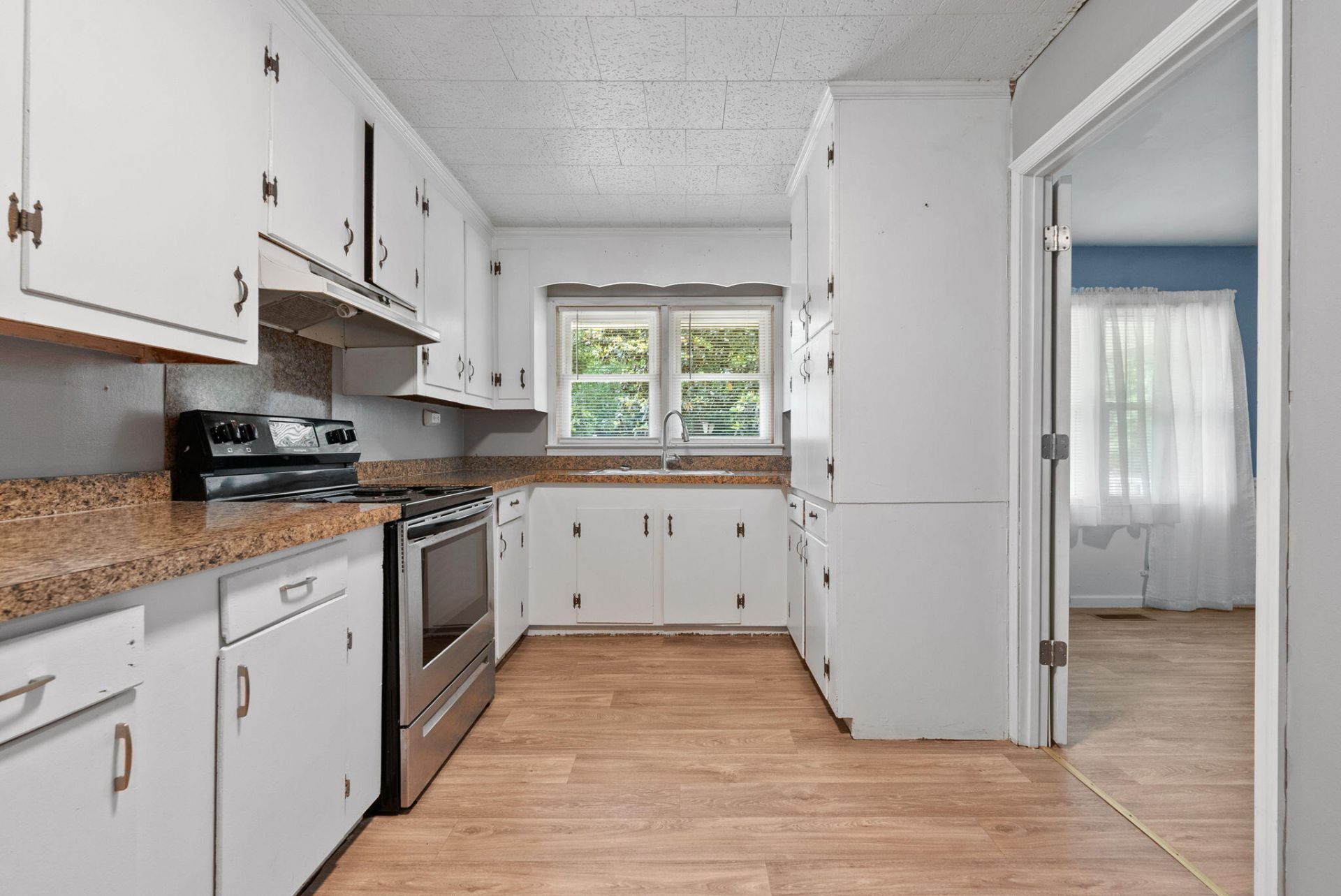 1147 Walter Road Photo 18