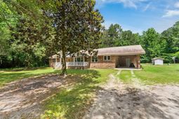 1147 Walter Road photo 4