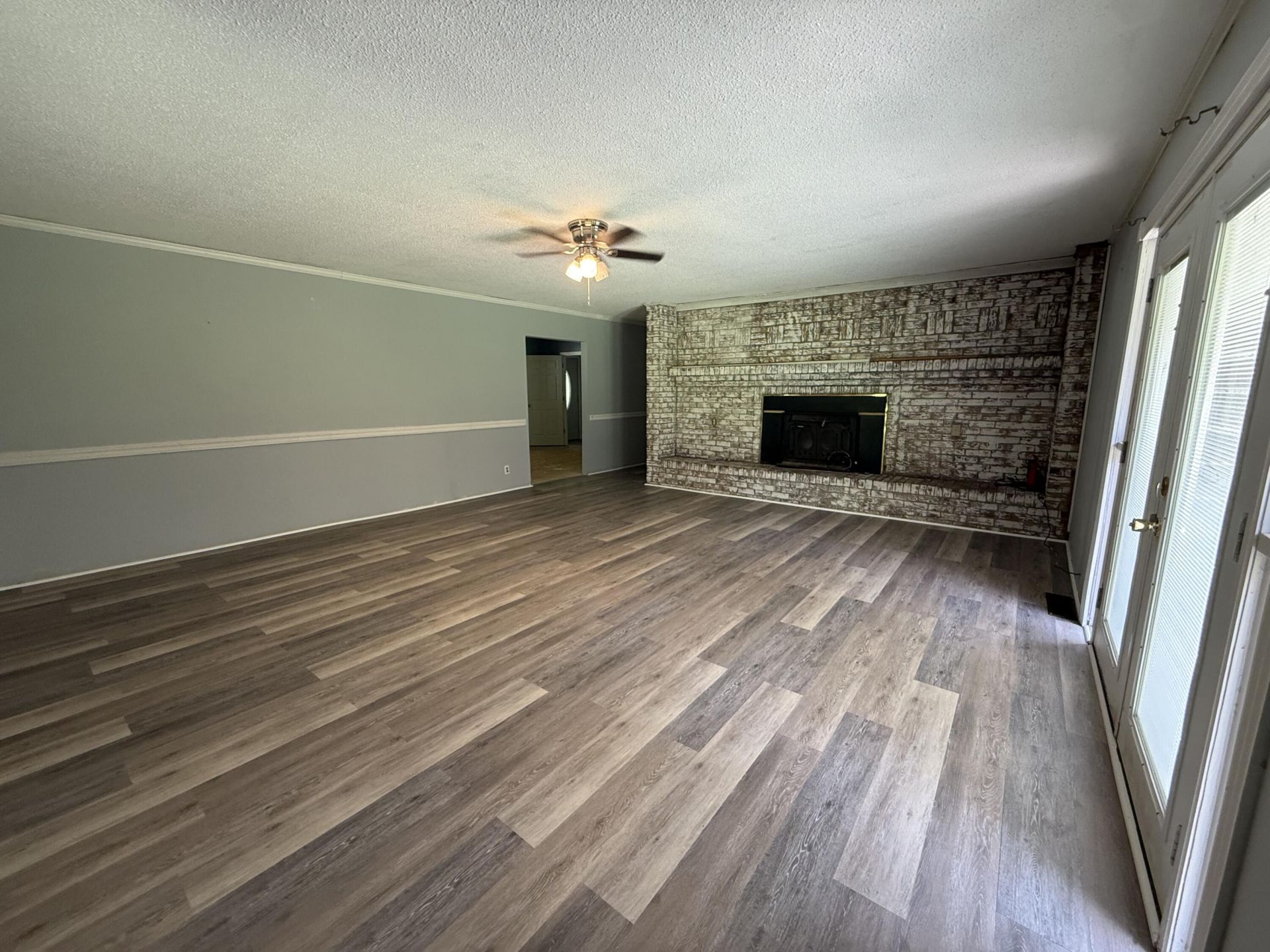 1147 Walter Road Photo 20