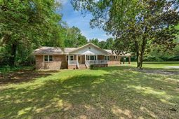 1147 Walter Road photo 4
