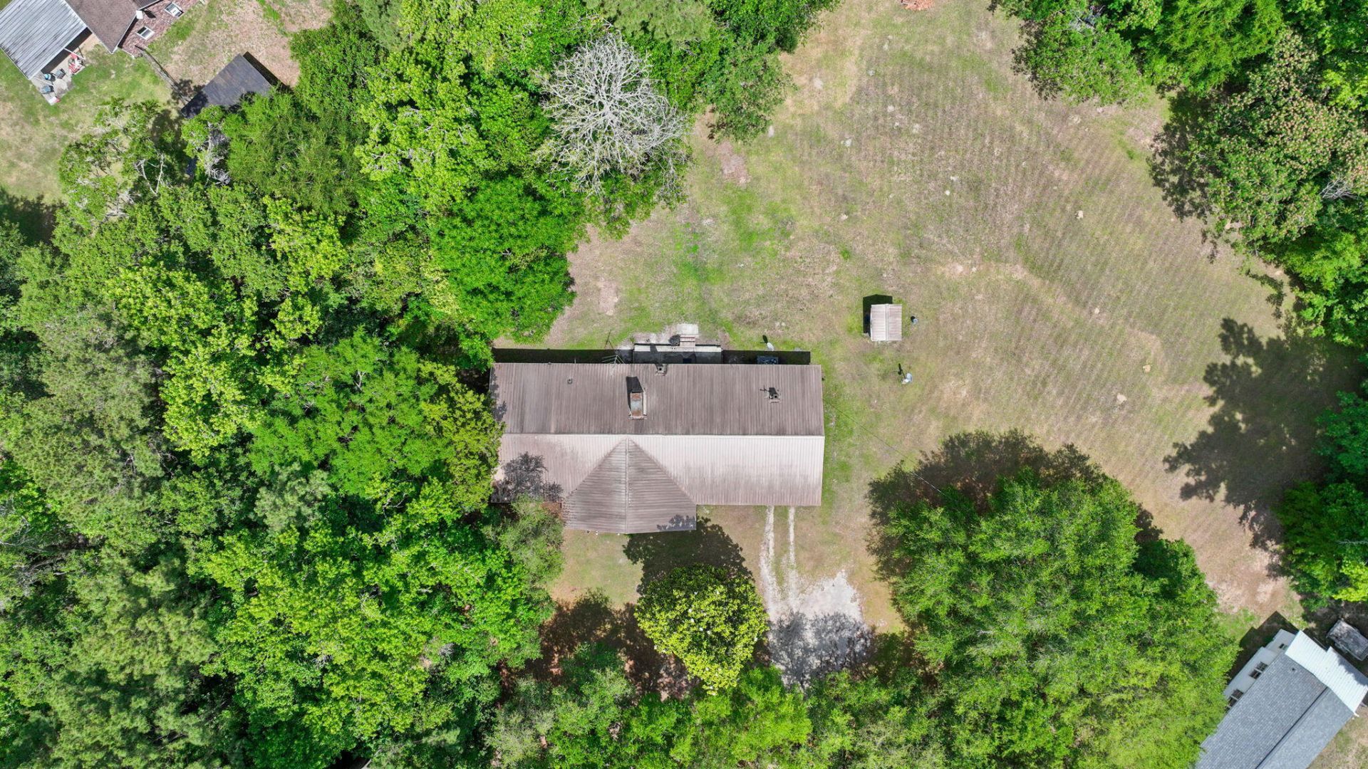 1147 Walter Road Photo 7