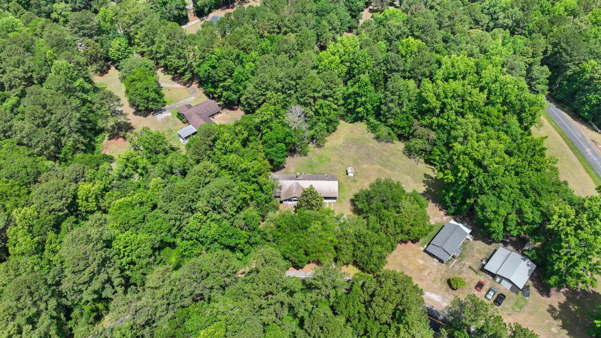 1147 Walter Road Photo 8
