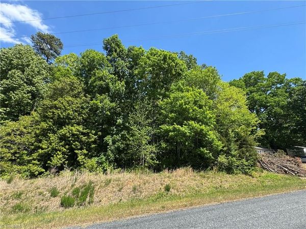 270 Della Wilson Road , Lexington, NC 27295