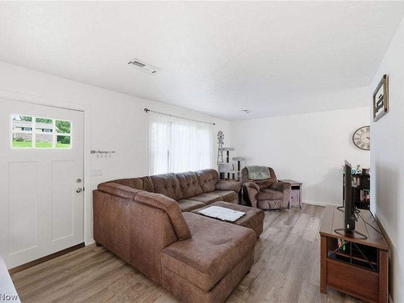 2655 Lisa Kim Lane, Nashport, OH 43830 Photo 12