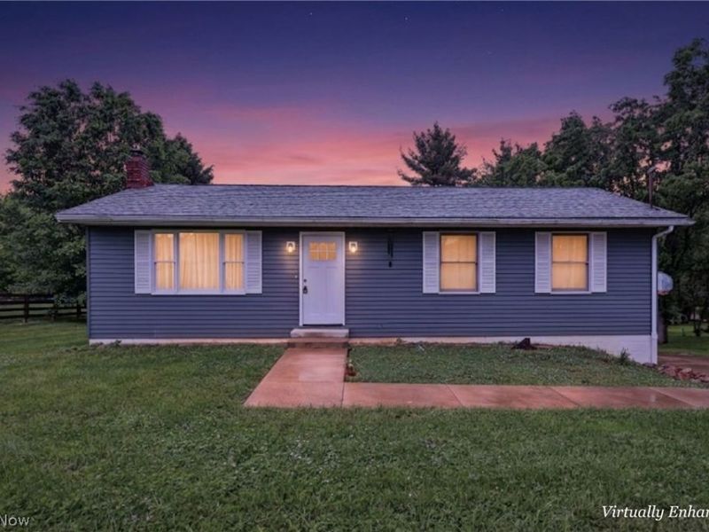 2655 Lisa Kim Lane, Nashport, OH 43830 Photo 4