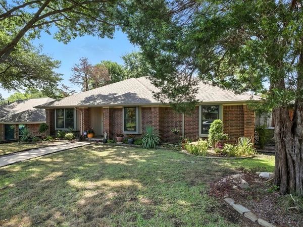 9128 Sweetwater Drive , Dallas, TX 75228