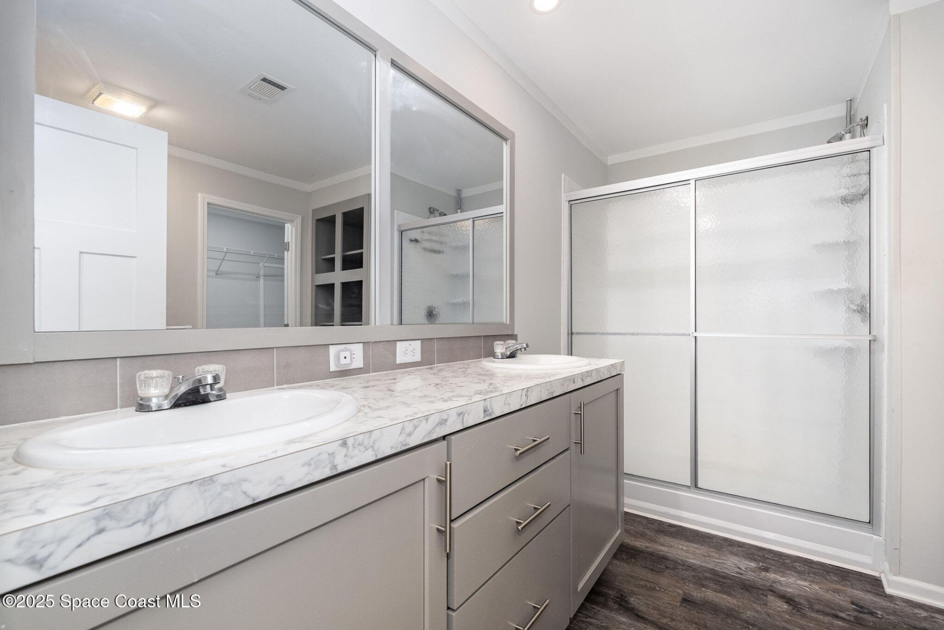 21 Sapphire Street , Melbourne, FL 32904 Photo