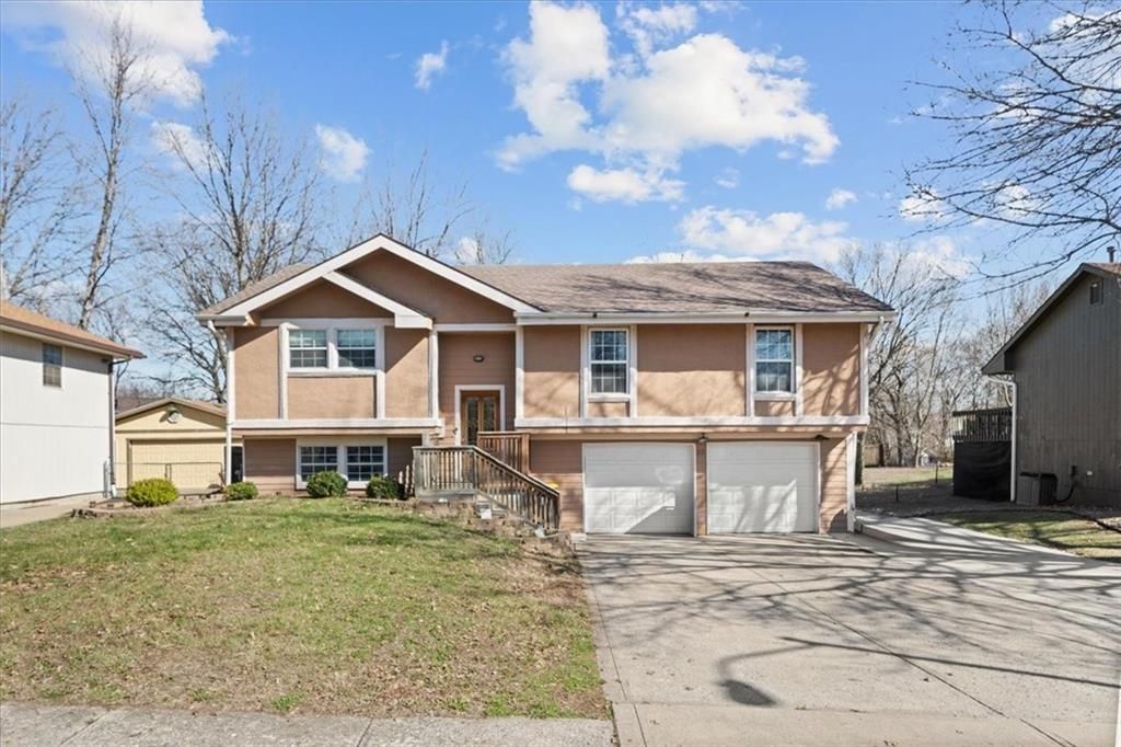 22 NW 101st Place, Kansas City, MO 64155 Main Photo