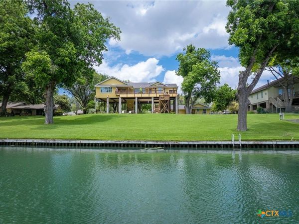 456 Rio Drive, New Braunfels, TX 78130
