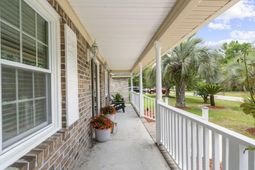 946 Melrose Drive photo 4
