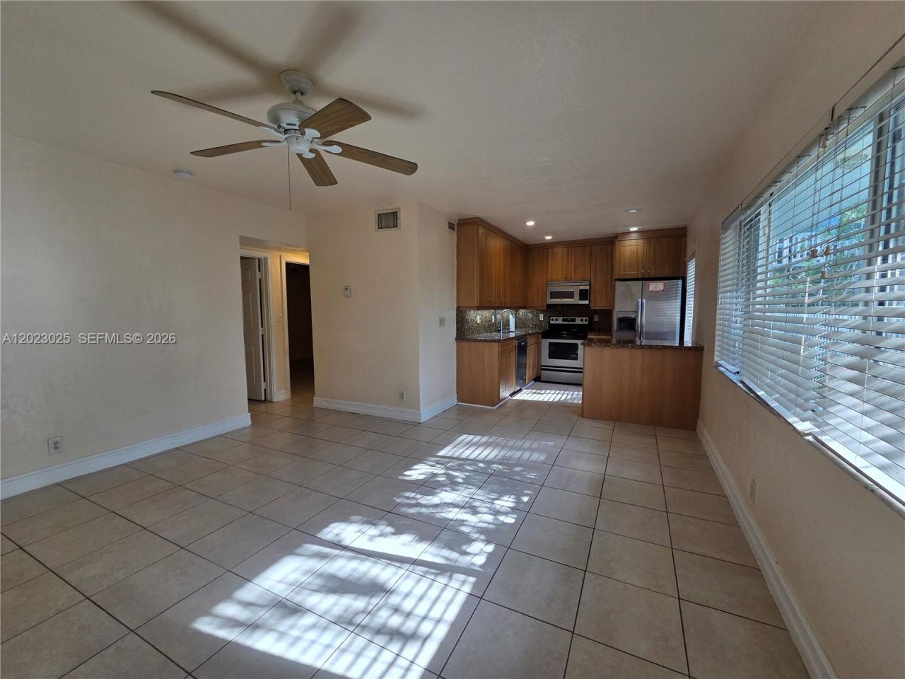 1423 Holly Heights Dr, Unit 4, Fort Lauderdale, FL 33304 Photo