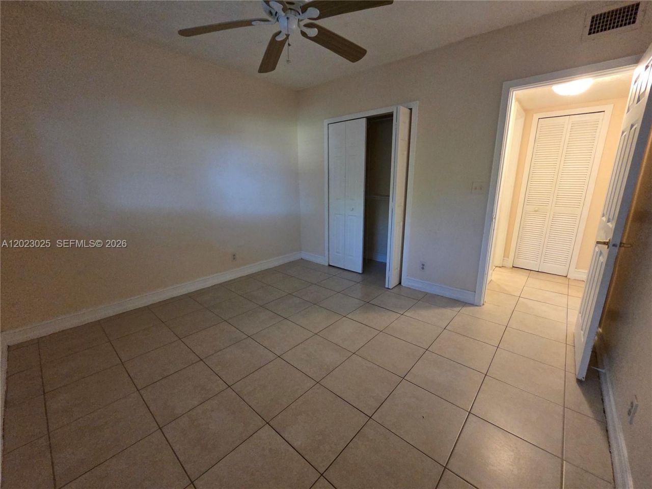 1423 Holly Heights Dr, Unit 4, Fort Lauderdale, FL 33304 Photo