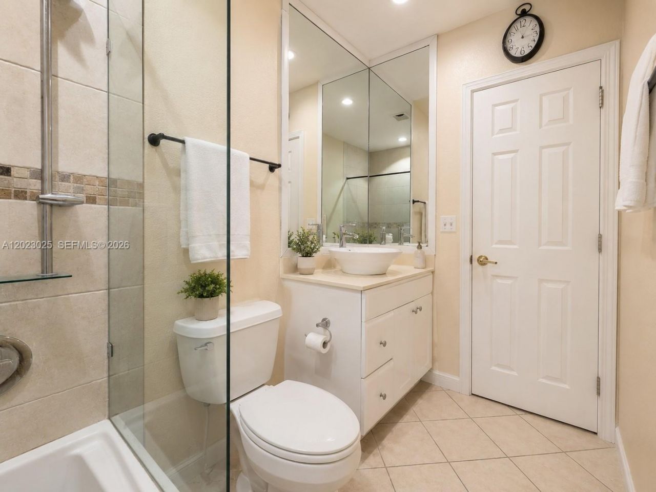 1423 Holly Heights Dr, Unit 4, Fort Lauderdale, FL 33304 Photo