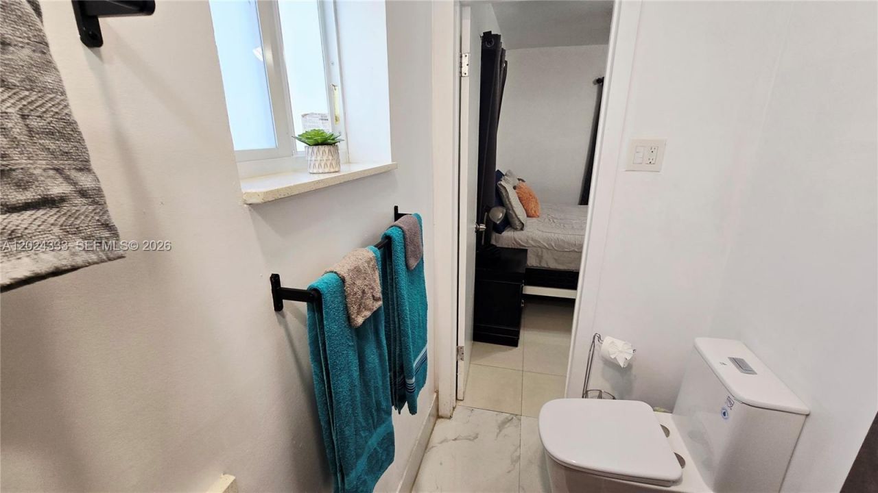 139 NW 14th Way , Dania Beach, FL 33004 Photo