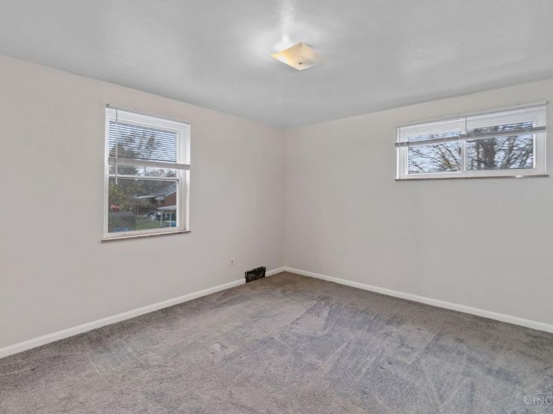 2503 Rack, Cincinnati, OH 45239 Photo 15