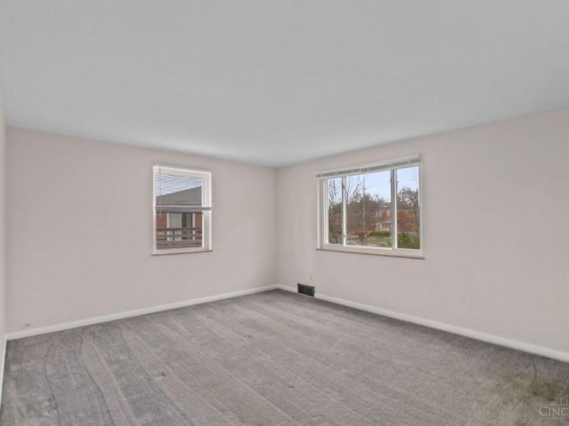 2503 Rack, Cincinnati, OH 45239 Photo 18