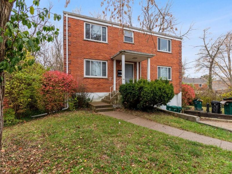 2503 Rack, Cincinnati, OH 45239 Photo 3