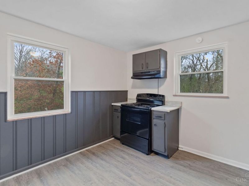 2503 Rack, Cincinnati, OH 45239 Photo 8