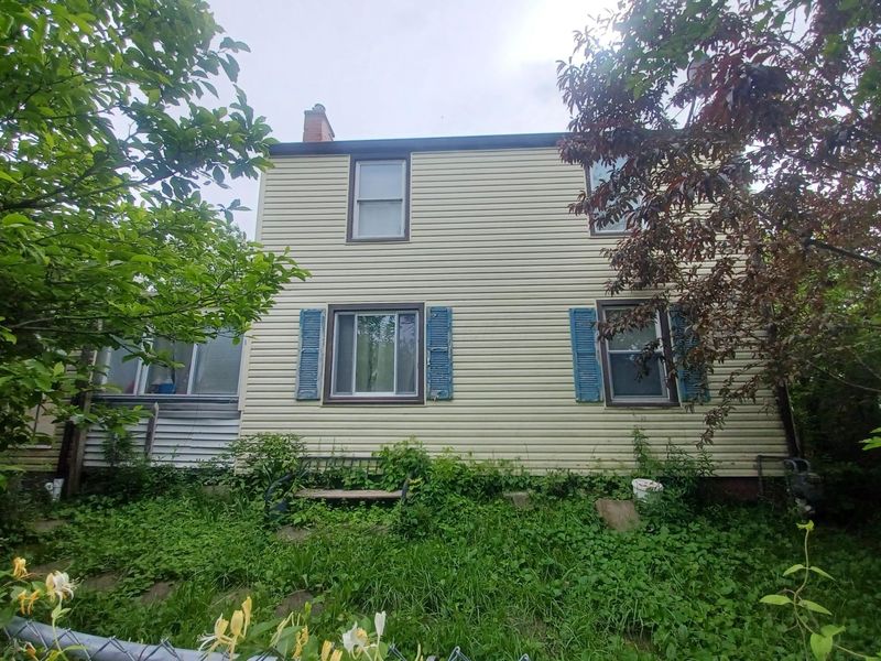 2444 Bretton Place, Columbus, OH 43211 Photo 3