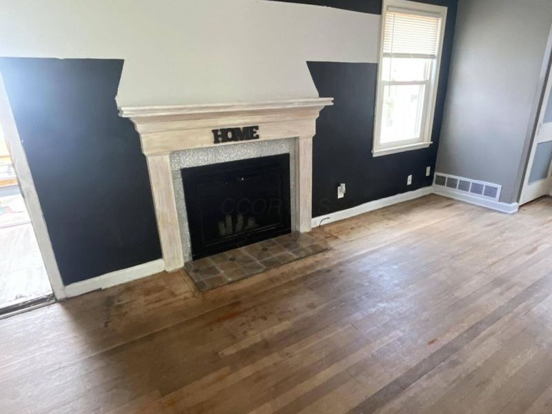 2444 Bretton Place, Columbus, OH 43211 Photo 3