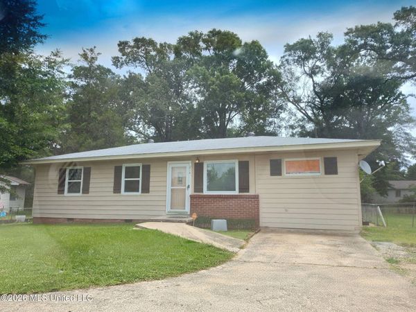 214 Oak Park Drive, Pearl, MS 39208