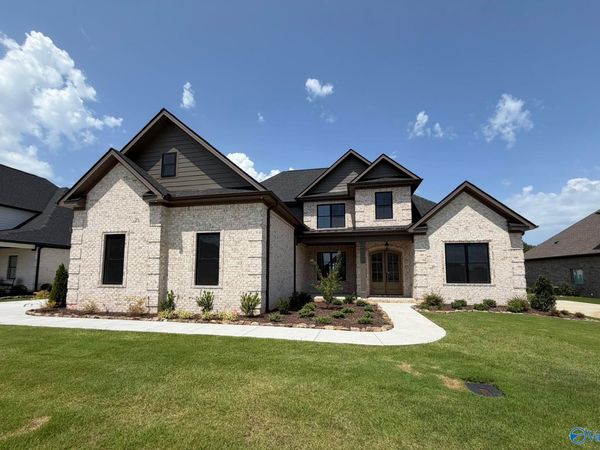 22931 Gunner Circle, Athens, AL 35613