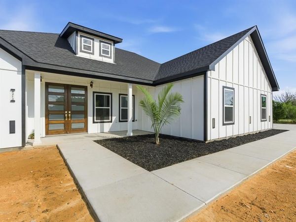 8212 Moyer Court, Joshua, TX 76058