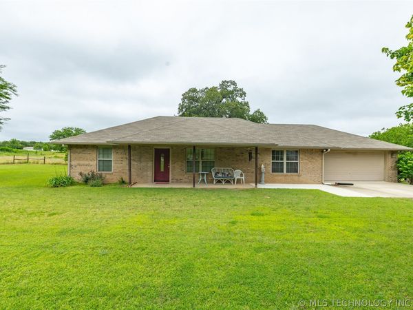 7611 Dickson , Dickson, OK 73401