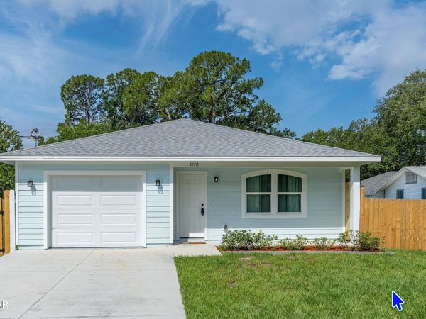 1598 Montgomery Avenue, Holly Hill, FL 32117