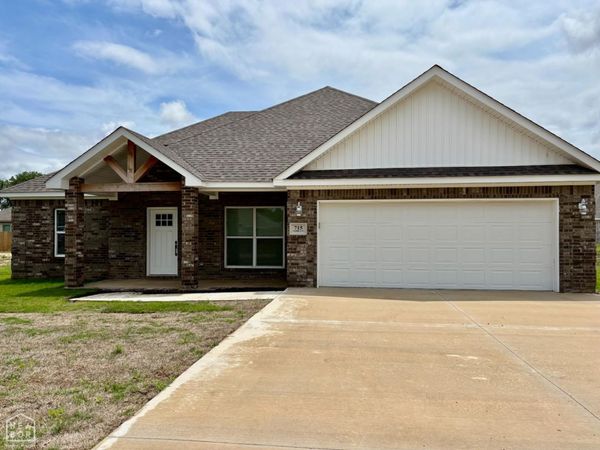 715 Gabe Lane, Manila, AR 72442
