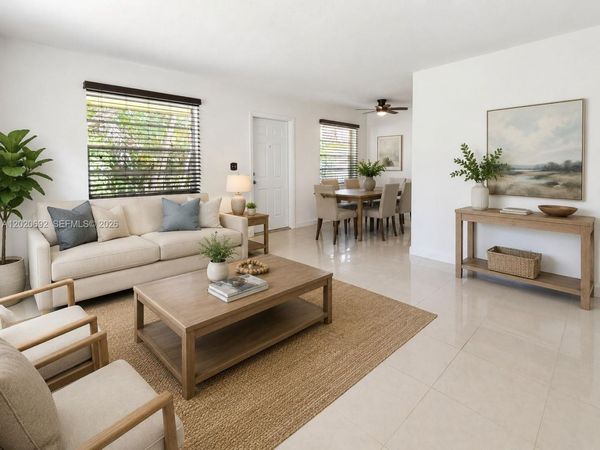 1125 NE 16th Pl, Unit 211, Fort Lauderdale, FL 33305