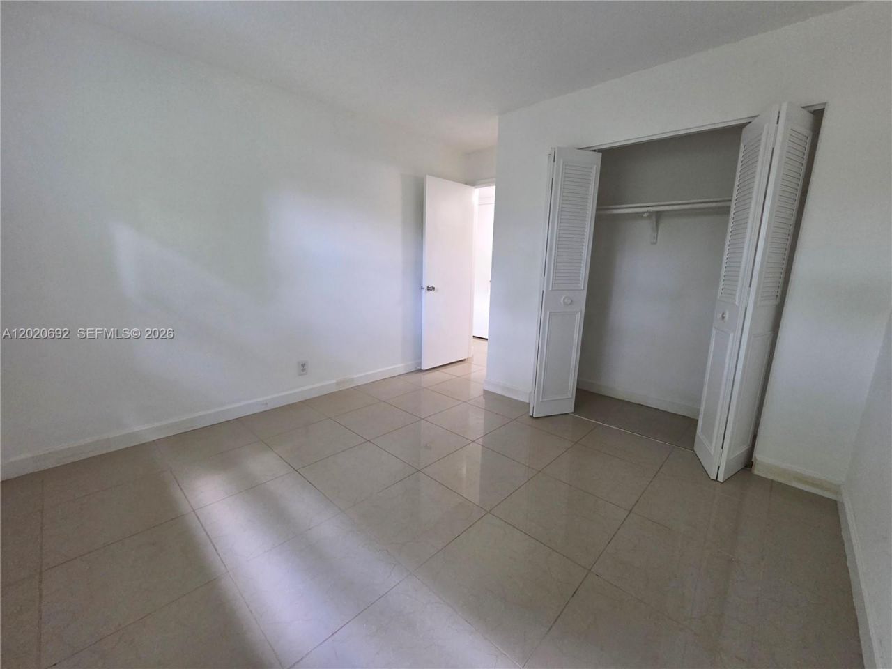 1125 NE 16th Pl, Unit 211, Fort Lauderdale, FL 33305 Photo