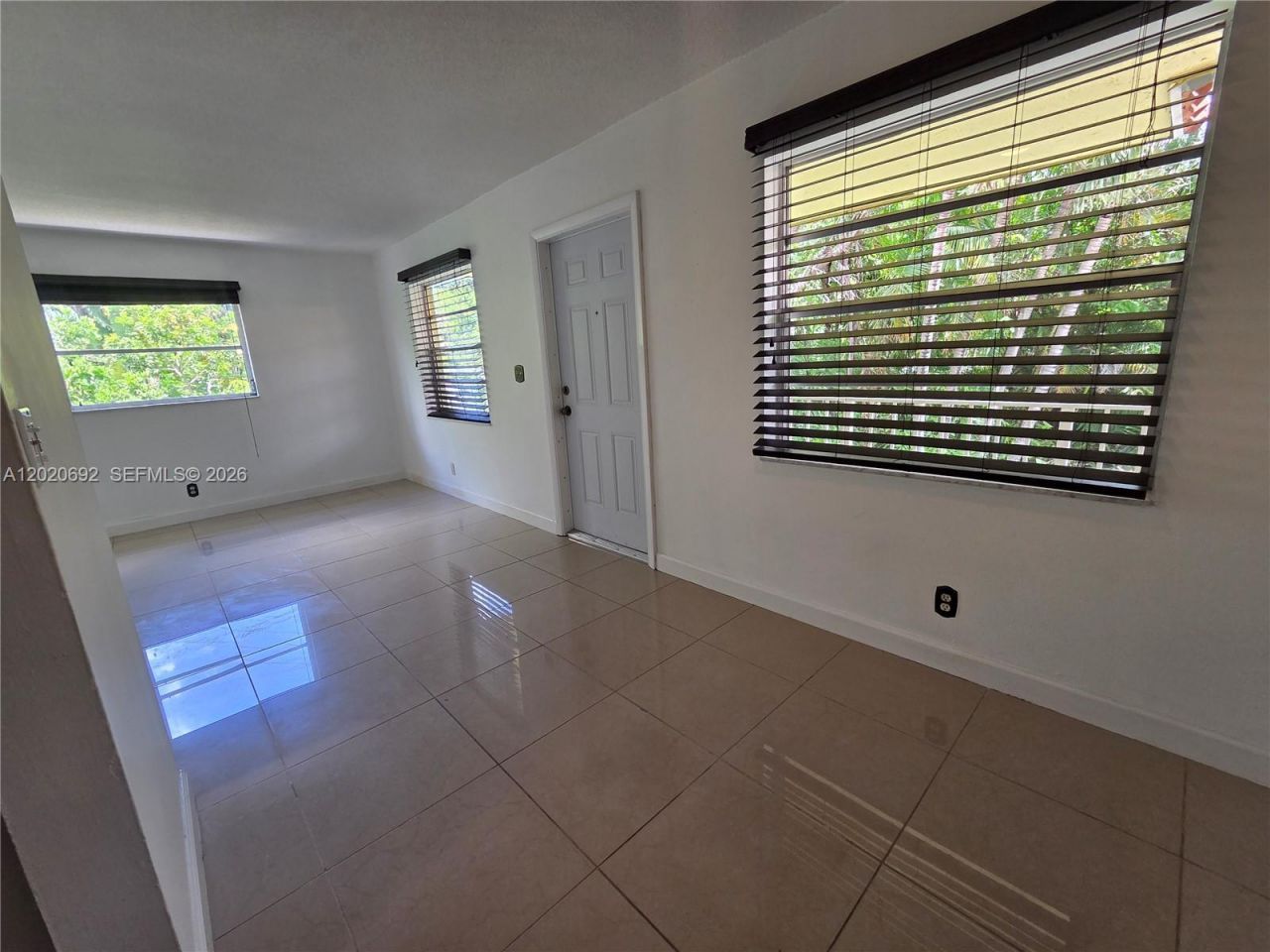 1125 NE 16th Pl, Unit 211, Fort Lauderdale, FL 33305 Photo